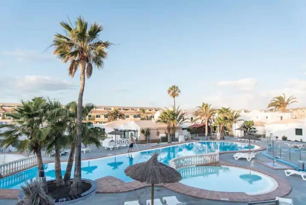 Lovely Apartment Near The Beach With Pool & Wifi Caleta De Fuste Εξωτερικό φωτογραφία